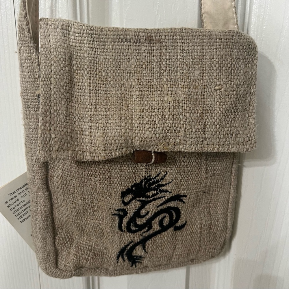Earth Divas Hobo Bohemian crossbody Bag Dragon Embroidery Zip Nepal NWT